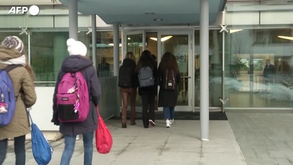 Niente quarantena con un caso di Covid a scuola: le linee guida allo studio