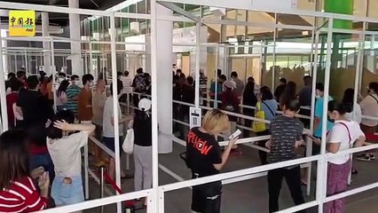 ◤新冠肺炎◢ 接种中心26日关闭 民众公假挤爆Spice Arena PPV