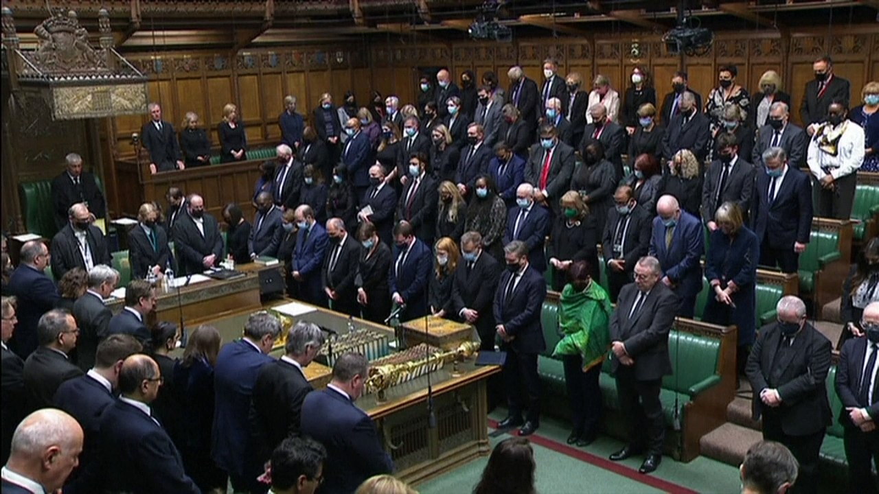 Βρετανία: Ενός λεπτού σιγή στη μνήμη του Ντέιβιντ Έιμες