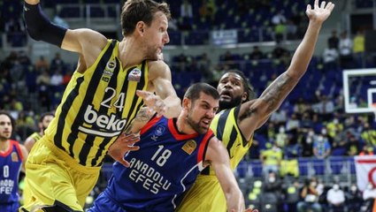 Aradığınız şampiyona ulaşılamıyor! Anadolu Efes, derbide F.Bahçe'den fark yedi