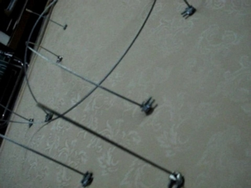 Ilesos y lesionados / serie himno