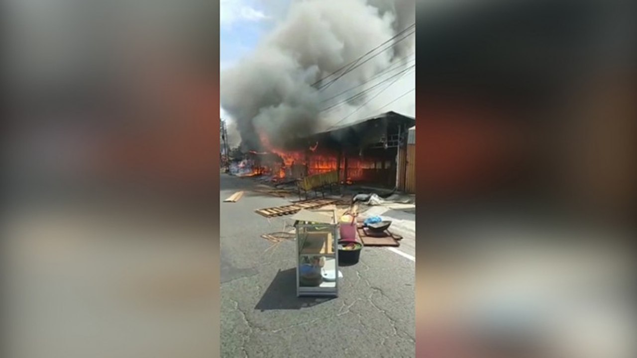 Kebakaran 8 Kios di Medan Diduga Berasal dari Kompor