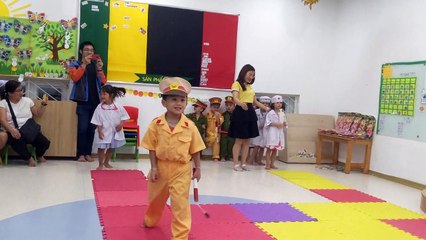 Show trình diễn thời trang