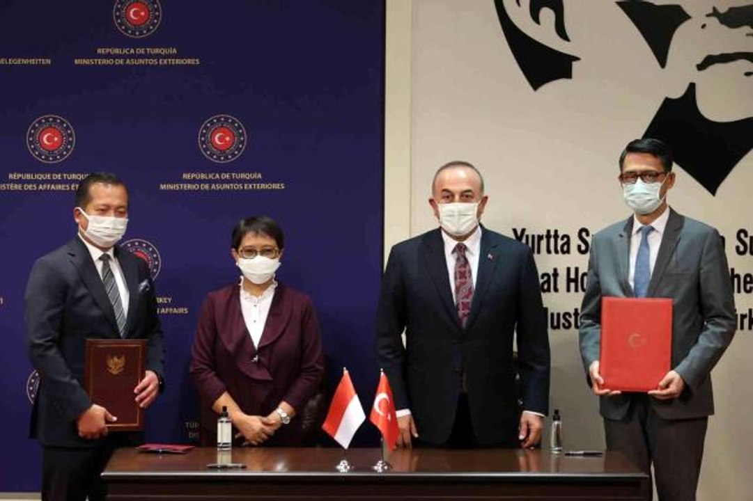 Bakan Çavuşoğlu: "Bazı dışişleri bakanlarıyla birlikte Kabil'e gitmeyi planlıyoruz"