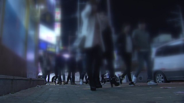 비수도권 3백 명대...외국인 노동자 중심 확산 / YTN