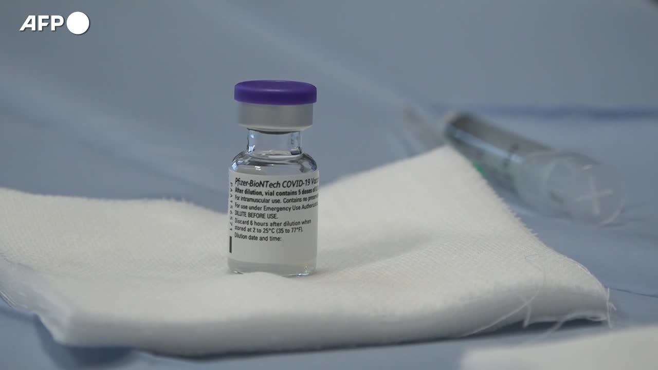 Covid, i vaccinati sono piu' protetti rispetto ai guariti