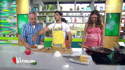 “¡Felicidades suegro!”, Moira Armella lanza tremenda confesión en La Batidora