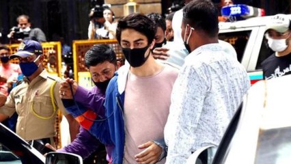 Video herunterladen: Aryan Khan's bail plea hearing today in Mumbai court