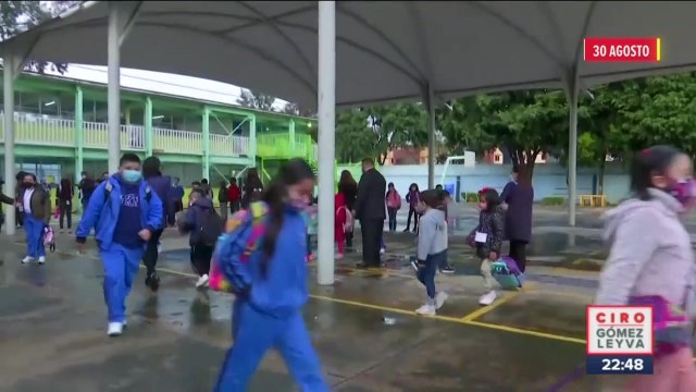 Contagios en menores de edad van a la baja tras regreso a clases presenciales | Noticias Ciro Gómez Leyva