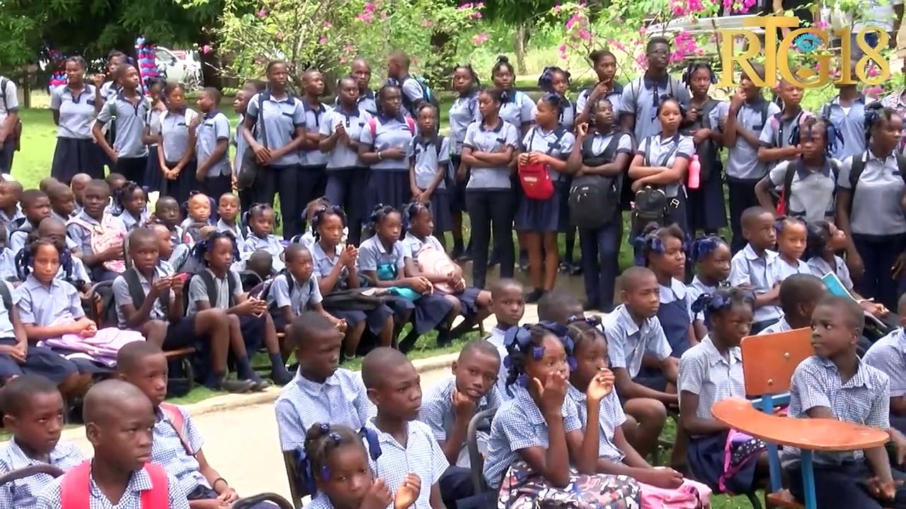 Responsab yo nan pwogram Nasyonal kantin eskolè ak PAM lanse operasyon apwovizyonman kantin