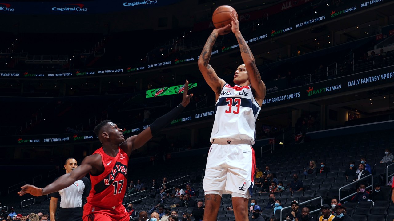 Nightly Notable: Kuzma hits 6 3-pointers, scores 24