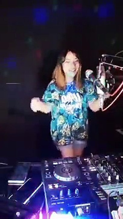 ANUGERAH CINTA BY DJ R2M_ - Lagunya Enak Banget