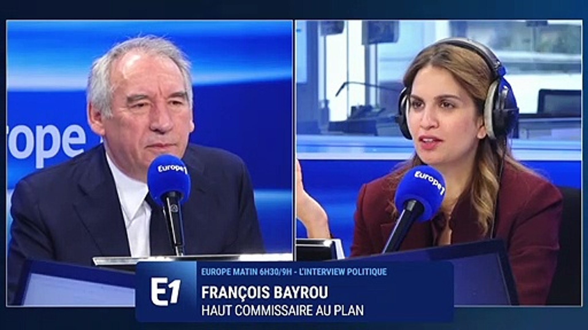 Présidentielle 2022 : François Bayrou lève le voile sur ses ambitions -  Vidéo Dailymotion
