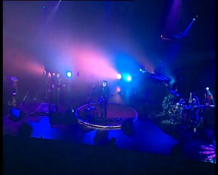 -M- chante Onde sensuelle en live à l'Olympia