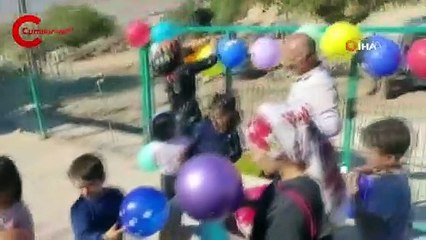 Torunundan 67 yaşına giren babaannesine doğum günü sürprizi