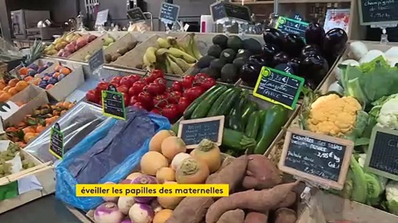 A Brive-la-Gaillarde, des élèves de maternelle font le marché à l'occasion de la Semaine du goût