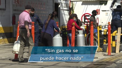 Capitalinos hacen compras de pánico de gas LP por miedo al paro