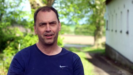 Æggekamp på gården hos Allan Jensen | Landmand søger kærlighed | 5 Oktober 2021 | TV2 Play - TV2 Danmark