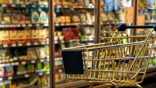 Türkiye'nin önde gelen zincir marketinde skandal! Nugget paketini açan vatandaş büyük bir şok yaşadı