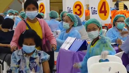 รพ.ศรีสะเกษ บริการฉีดวัคซีนเข็มแรกให้ประชาชนเพื่อถวายเป็นพระราชกุศล ร.9 โดยไม่ต้องลงทะเบียนล่วงหน้า