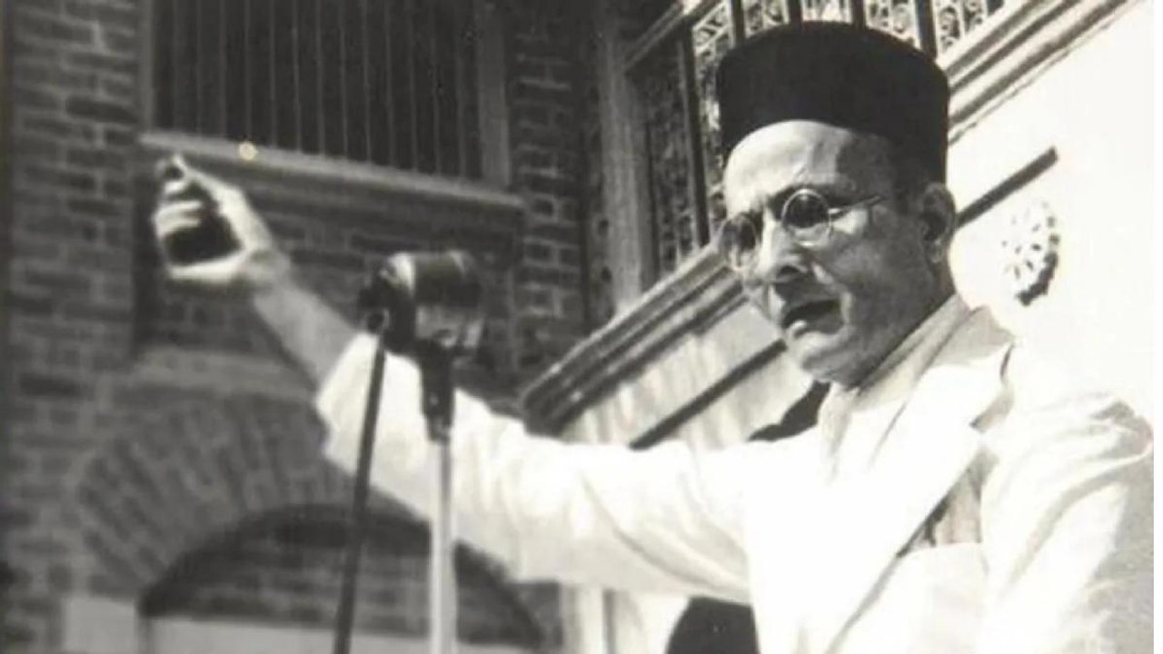 Why political debate intensified once again on Savarkar?