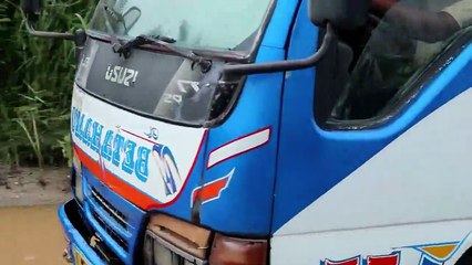 Sudah Tau Jalannya Begini, Masih Saja Menerobos, Lihat Apa yang Terjadi