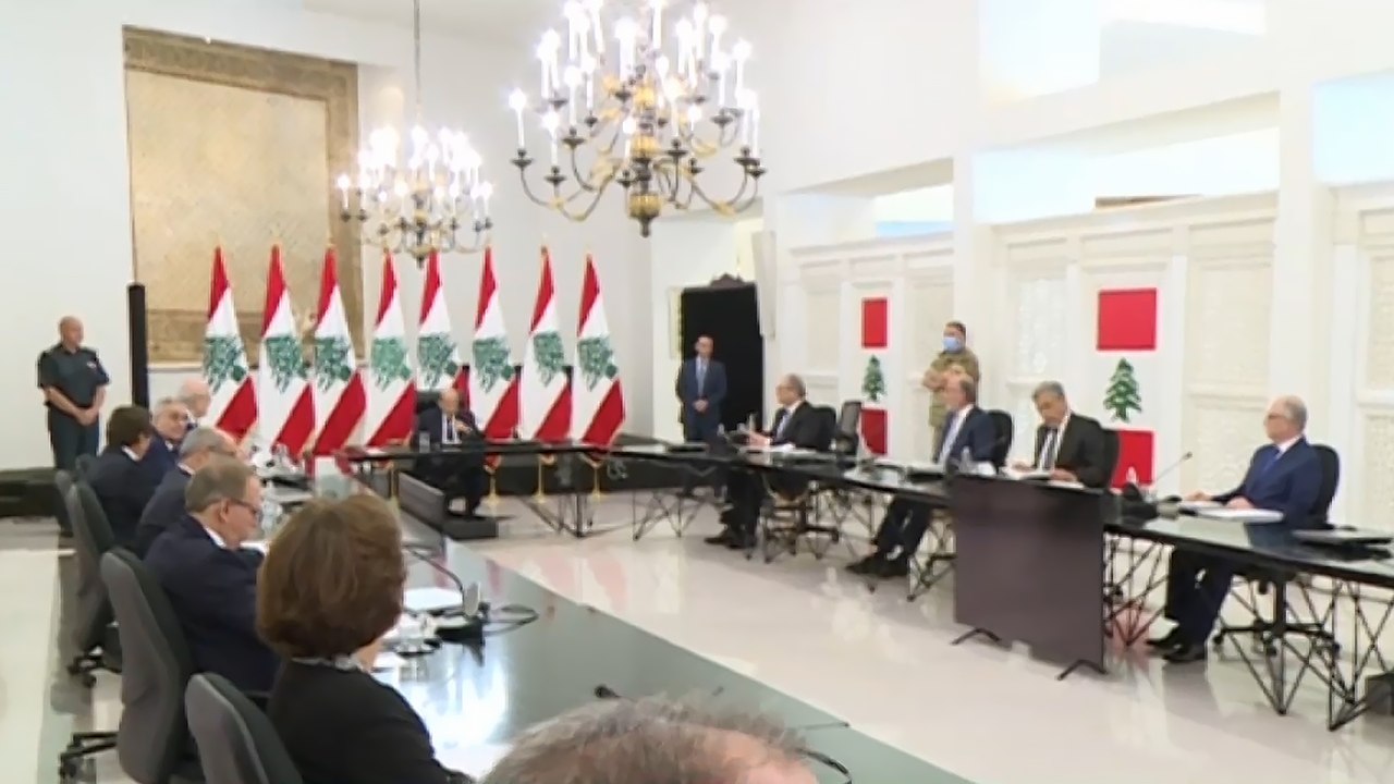 الحكومة اللبنانية ترجئ جلستها بسبب خلافات