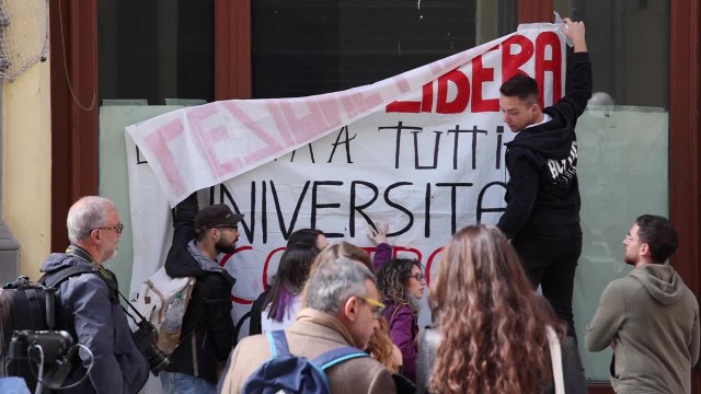 Napoli: obbligo Green pass ricorda gerarchi nazisti