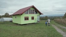 Una casa giratoria en Bosnia-Herzegovina se convierte en una atracción para los visitantes