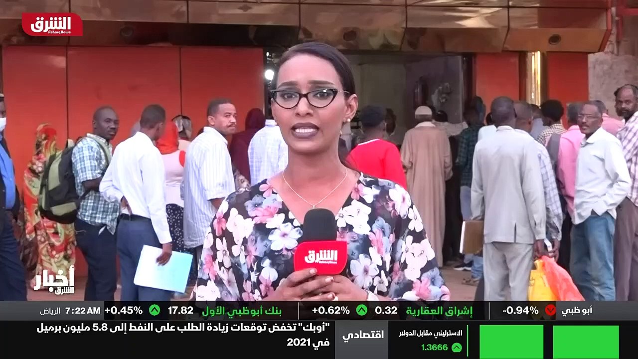 ...ثالث يقول تتصور الزحمة لوجود الظهر . الز...