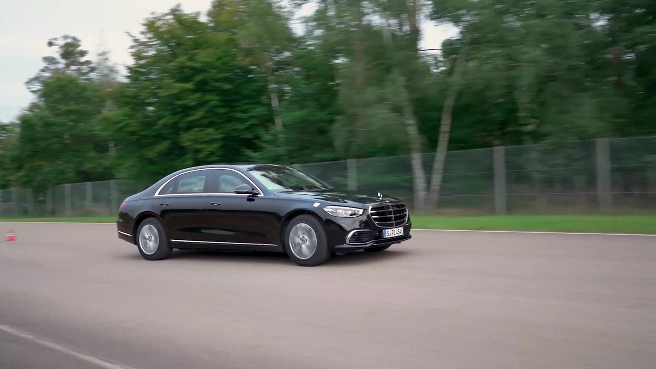 Der neue Mercedes-Benz S 680 GUARD 4MATIC - erste GUARD Limousine mit 4MATIC