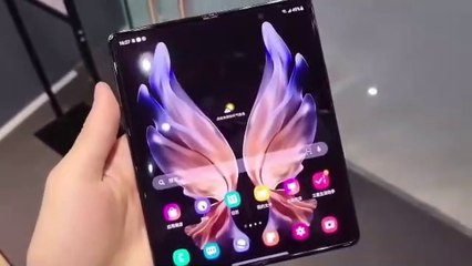 Samsung Galaxy W22 5G Hands on video.