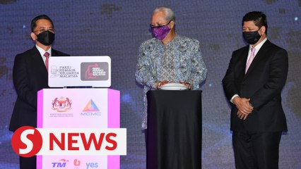 Telcos to offer 'Keluarga Malaysia' teen, device packages from Oct 15