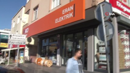 Yolda bulduğu 15 bin TL'yi alıp arkasına bakmadan kayıplara karıştı