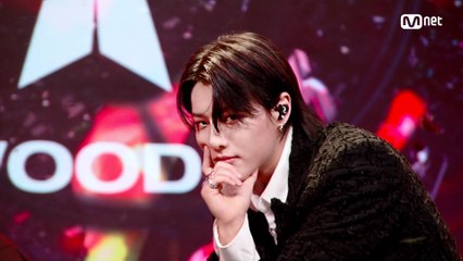 치명적 섹시美 'WOODZ(조승연)'의 'WAITING' 무대