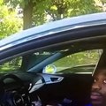 USA - Les images insupportables d'un homme noir et paraplégique sorti de son véhicule par les cheveux par la police font scandale et provoquent la colère - VIDEO