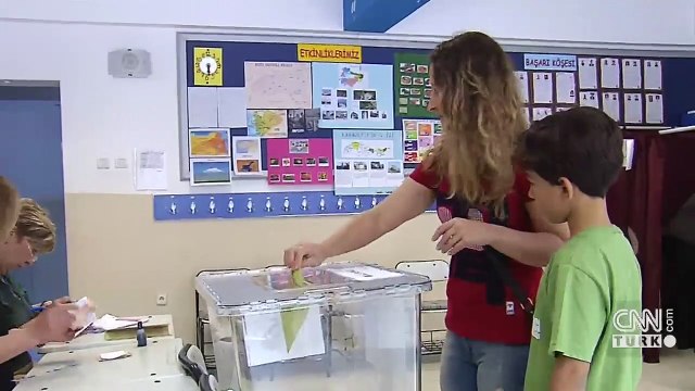 CHP'de seçim çalışması sürüyor... Sandık görevlilerine eğitim veriliyor