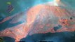 La lava del volcán se desborda del cono principal y deja unas impresionantes imágenes