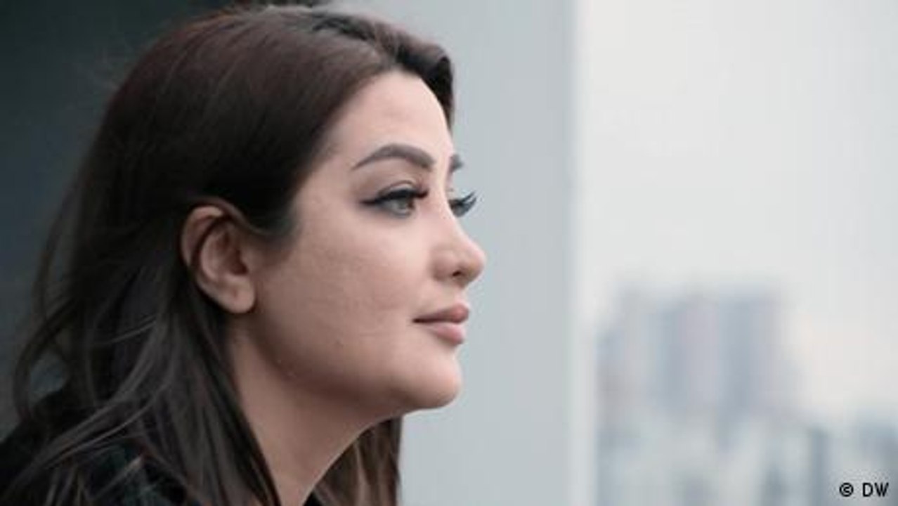 Exil-Sängerin sorgt sich um Schicksal afghanischer Frauen