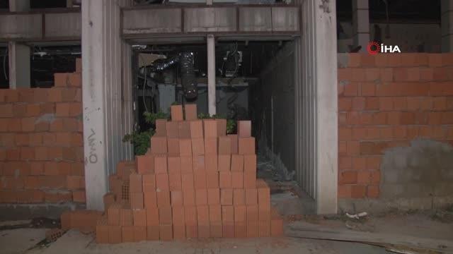 Reza Zarrab'ın holding binasının girişine hırsızları engellemek için duvar örüldü