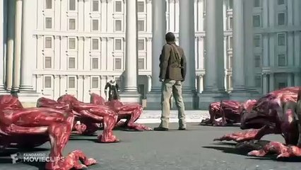 Resident-Evil--Damnation-(2012)---Tyrant-vs--Licke