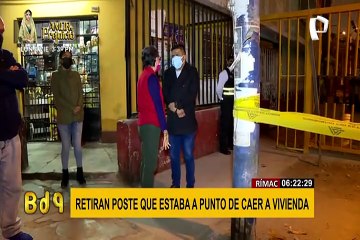 Retiran poste que estaba a punto de caer sobre vivienda en el Rímac