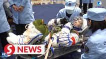 How do Chinese astronauts train for crewed space mission?
