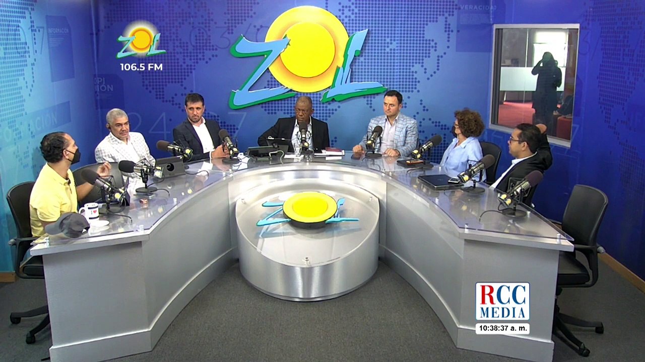 Daniel Ivoskus y Gogo Sarasqueta presentan el libro “Comunicación en tiempos de incertidumbre”.