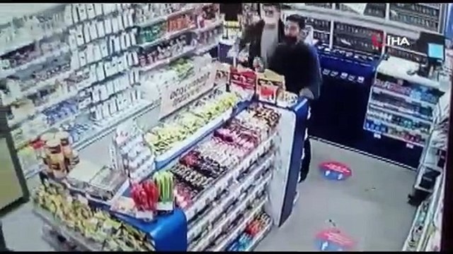 Ankara'da benzinlik istasyonunda bıçaklı saldırı: 1'i polis 2 yaralı