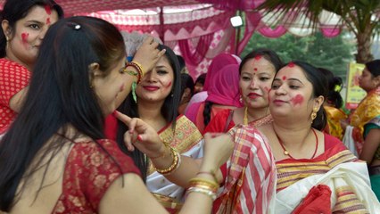 Sindur Khela, Ravana Dahan, Dussehra celebrated in many ways