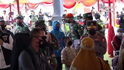 Panglima TNI dan Kapolri Tinjau Vaksinasi di Surabaya