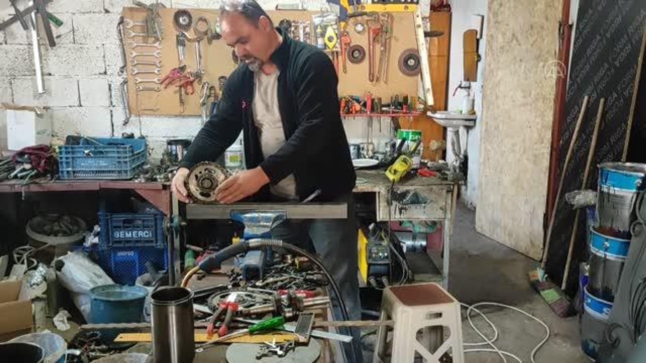 Metal ustası atık malzemeleri sanat eserine dönüştürüyor