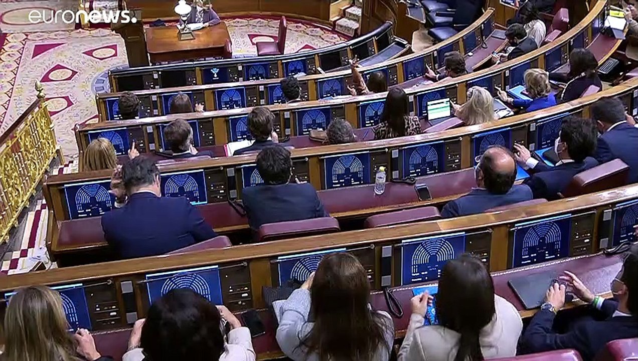Espagne : "Sólo sí es sí" / "Seul un oui est un oui" en débat au parlement