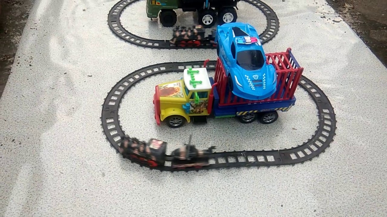 Bermain Kereta Api,Trucks,Pesawat